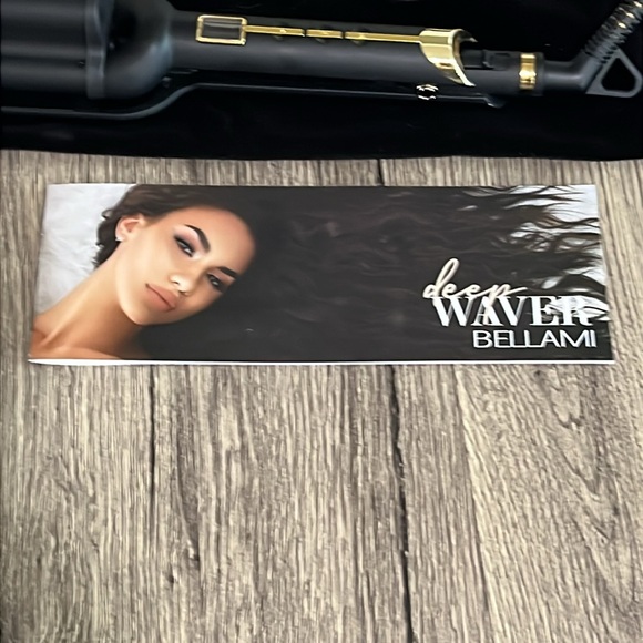 LIKE NEW PROFESSIONAL BEACH WAVER by BELLAMI - Picture 7 of 8